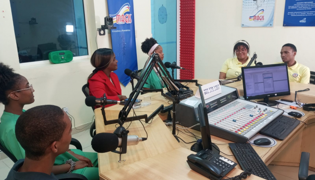 Estudiantes del IPL dieron lo mejor de sí en la Revista Musical 2025 